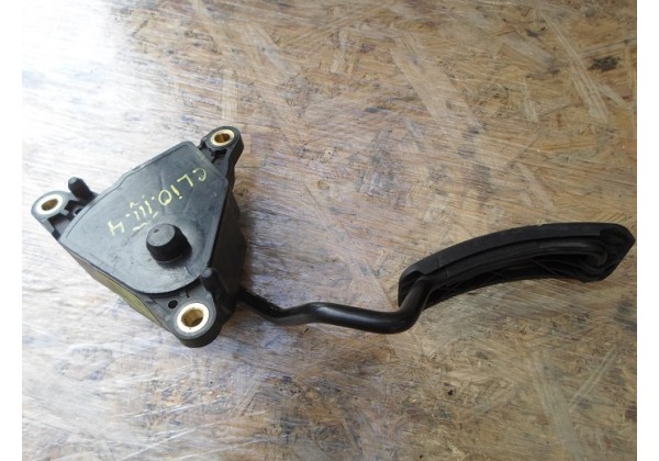 Потенціометр, педаль газу Renault Clio III, 8200297343
